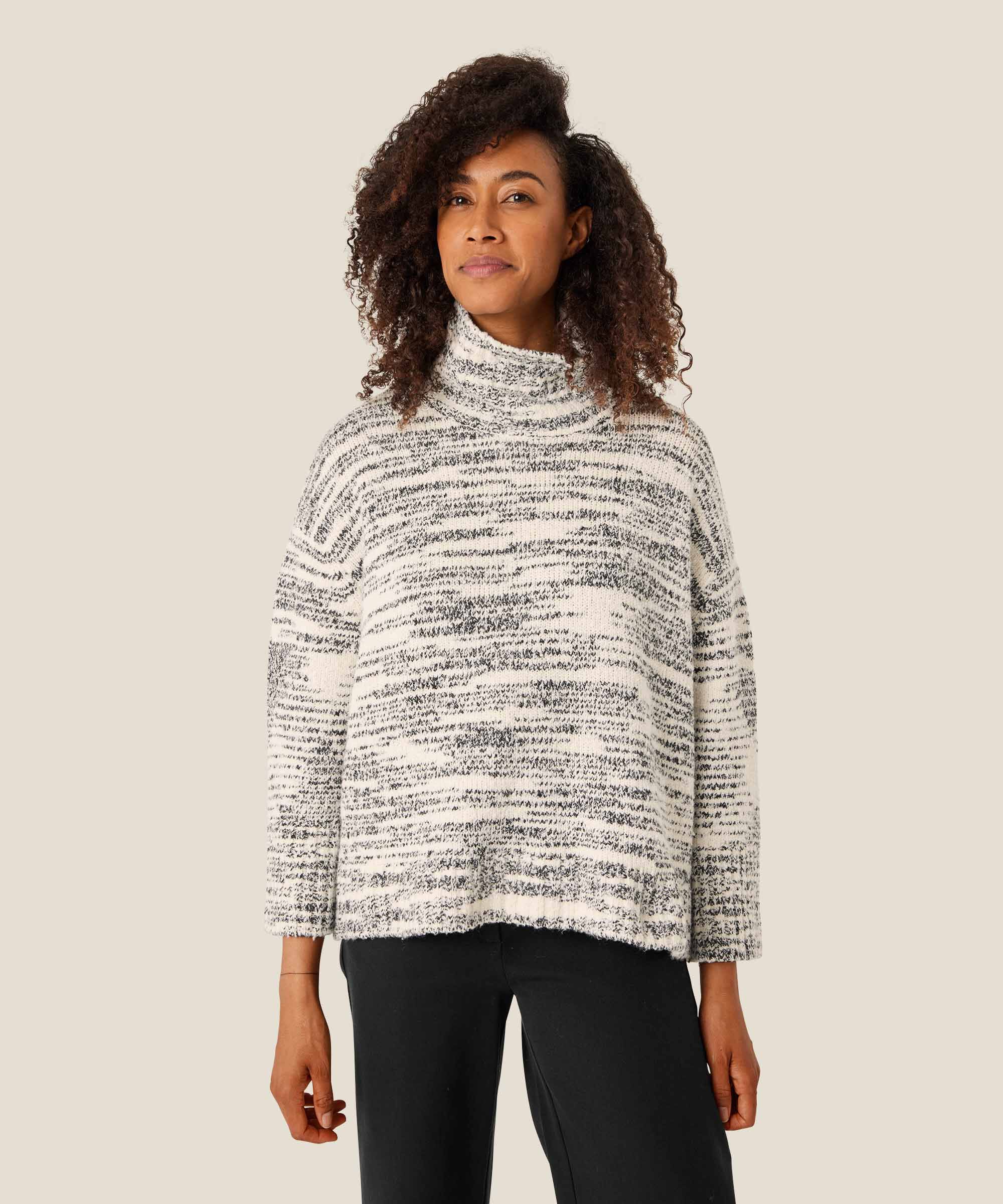 Fuchsia Strikkegenser, Black