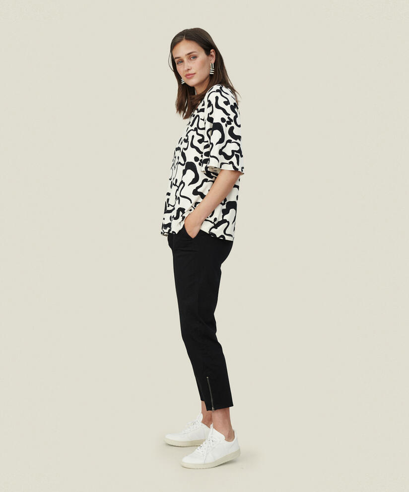 BESSANA JERSEY TOPP, Black