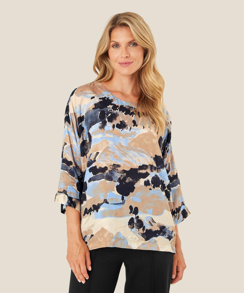 Becca Topp, Steel Grey