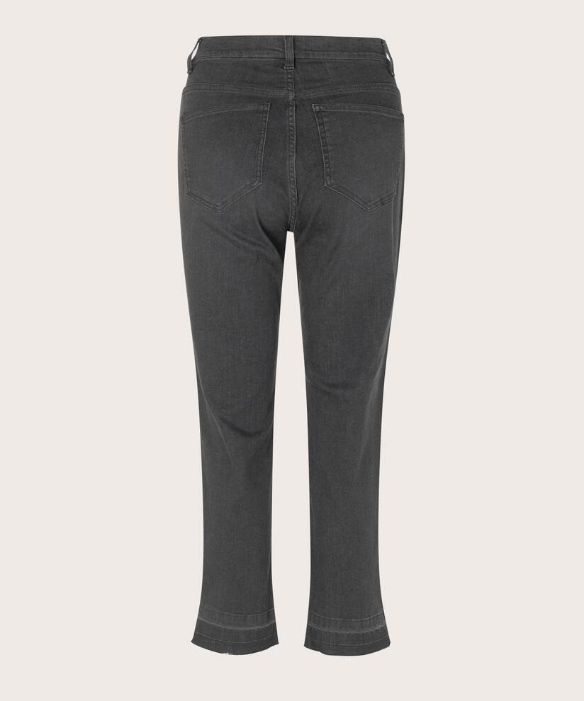Padalli Bukse, Black