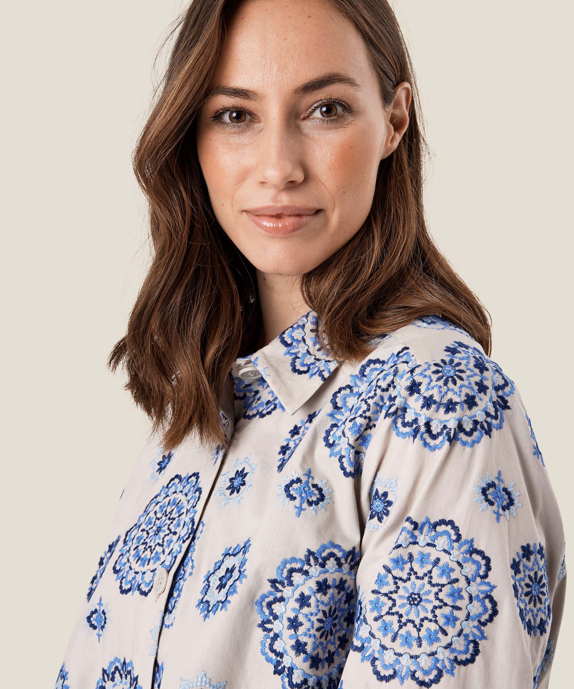 Idakaia Skjorte, Nebulas Blue