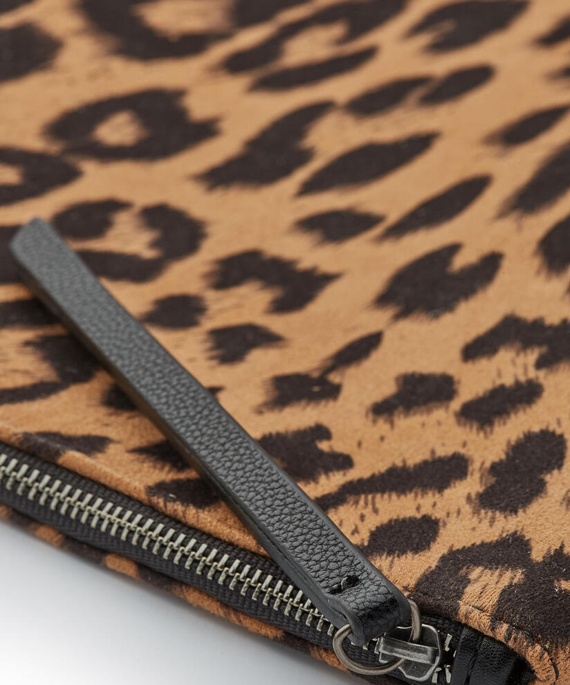 ROSALINO VESKE, Monk's Robe