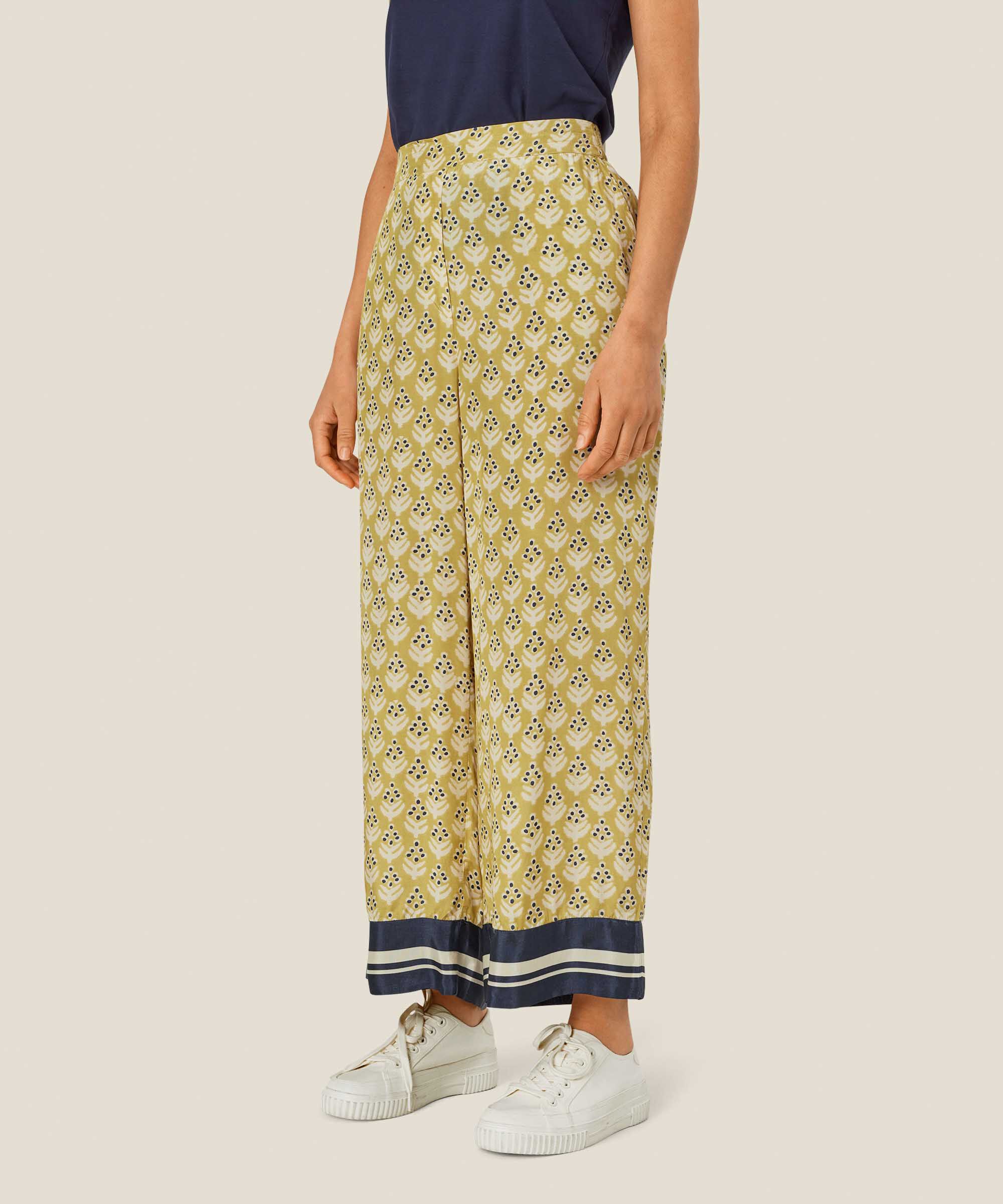 Peronella Bukser, Burnish Gold