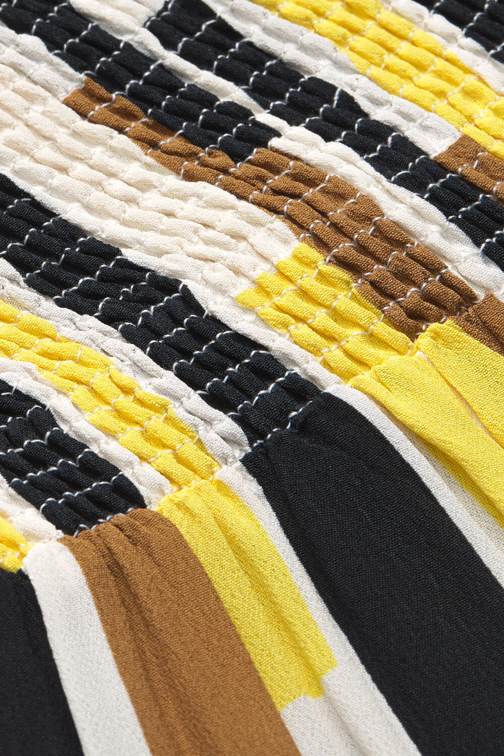 SONDRA SKJ&Oslash;RT, Cream gold