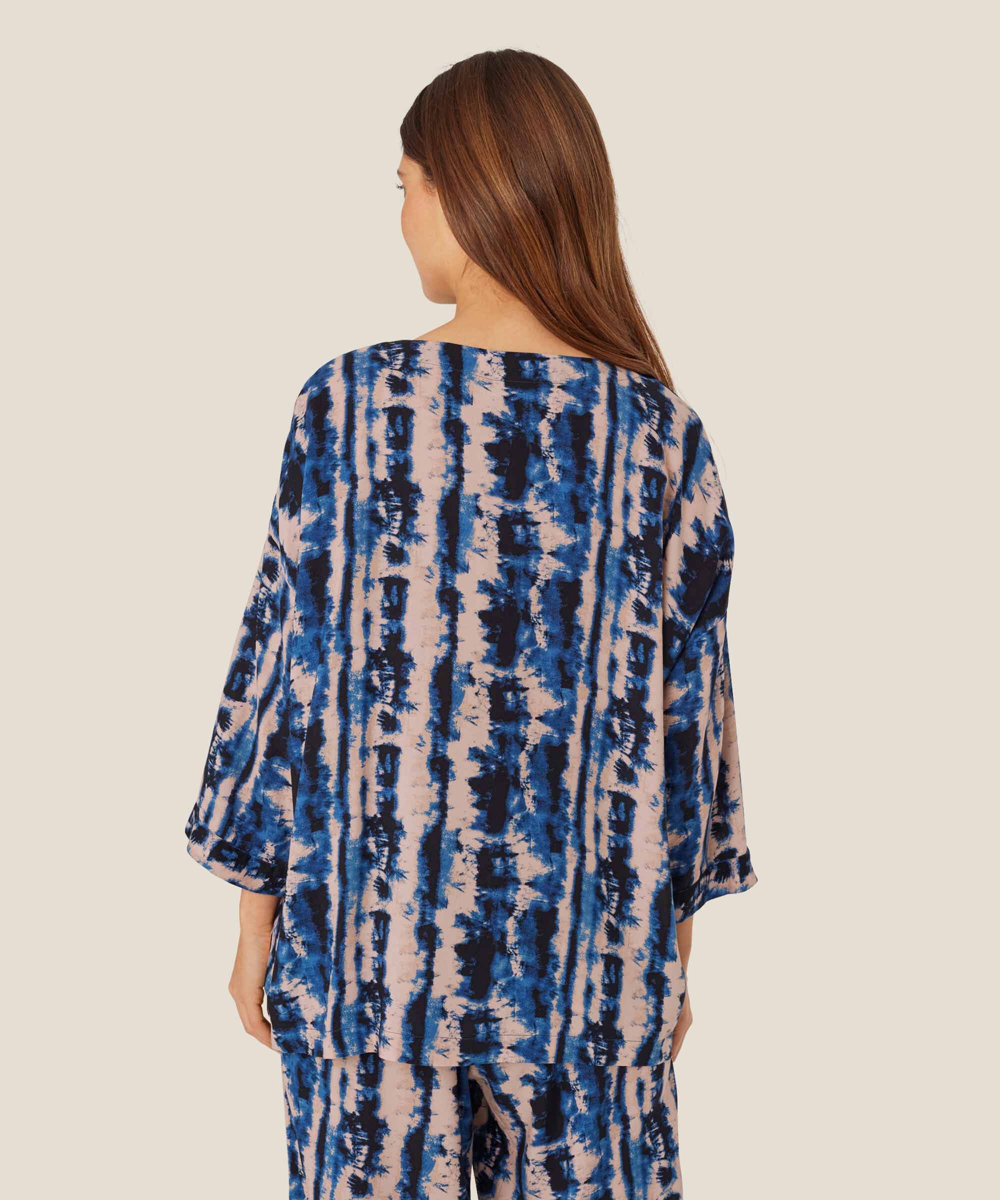 Becca Topp, Navy Peony