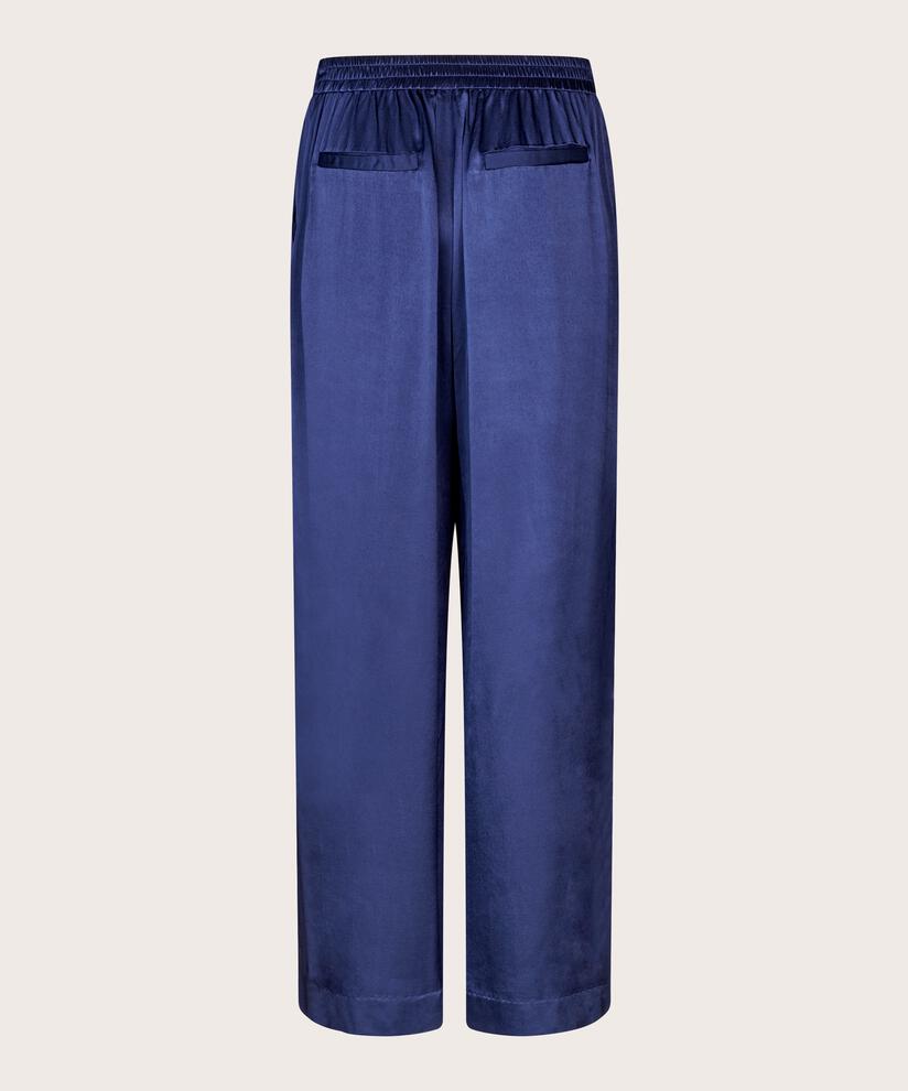Pippie Bukser, Medieval blue