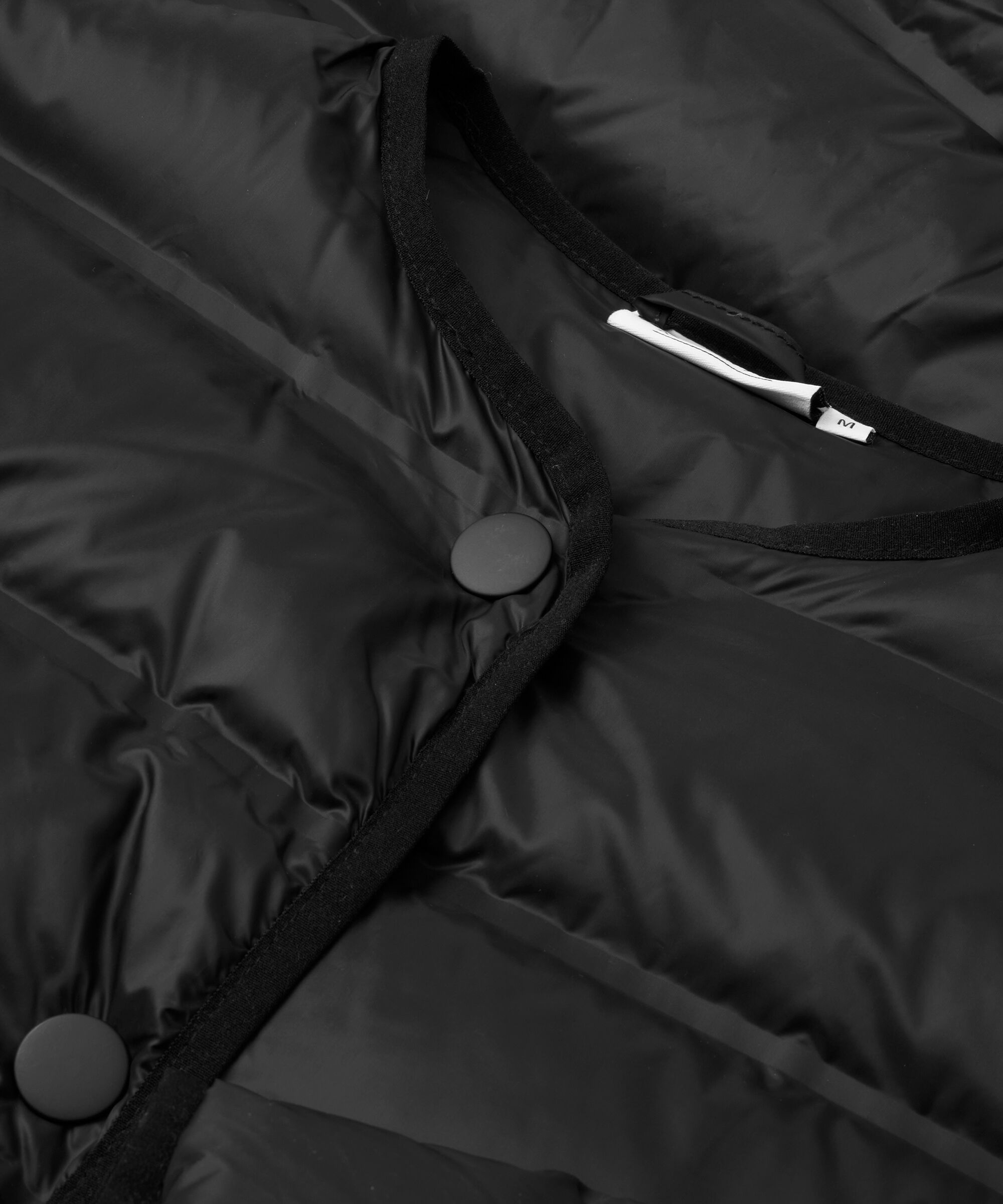 Tuvani Dunkåpe, Black