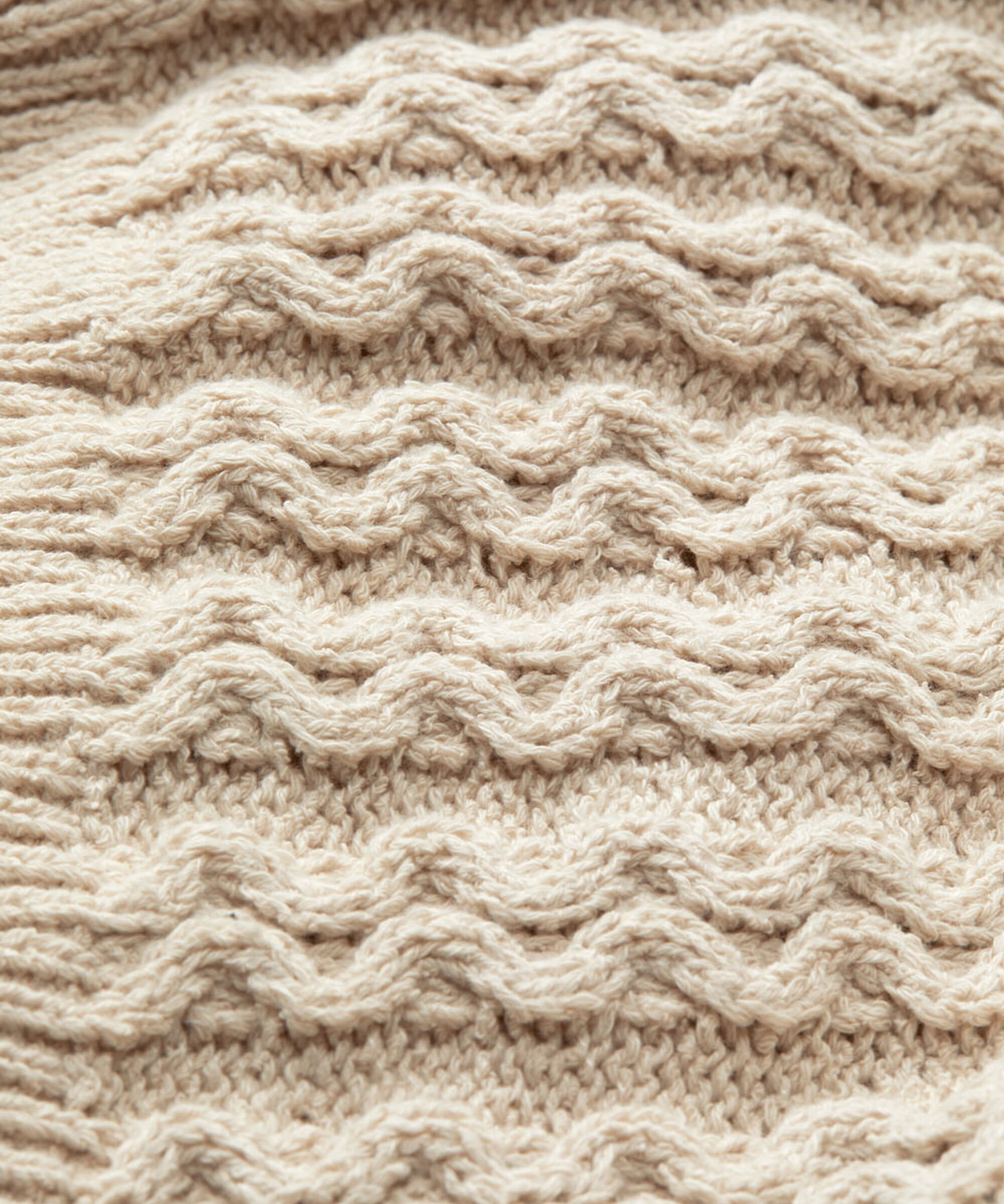 LANATA CARDIGAN, Whitecap