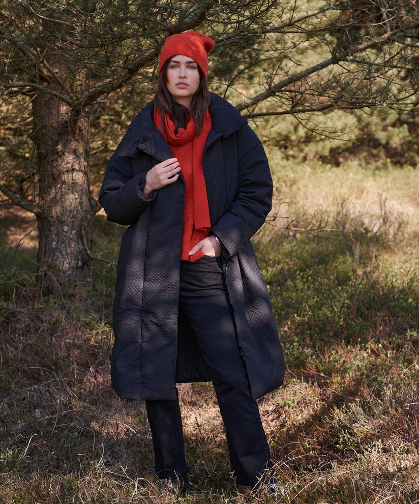 Tabine Dunkåpe, Black
