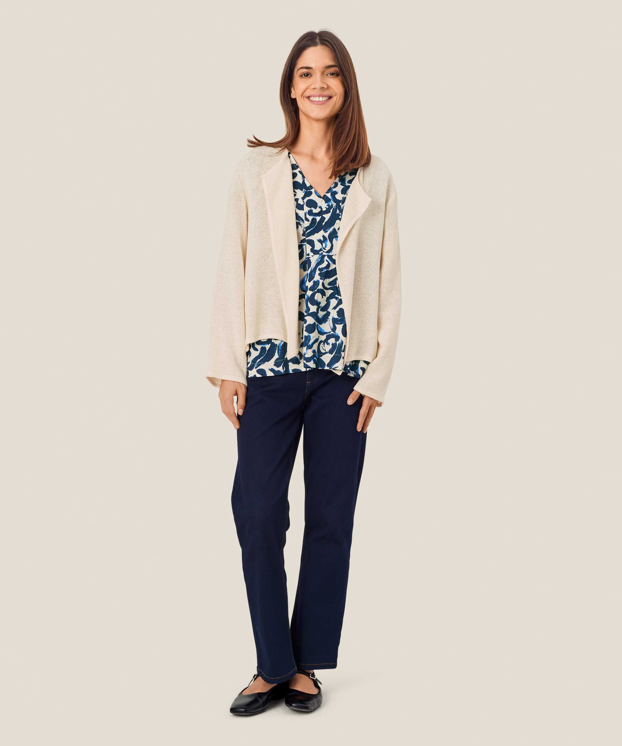 Julitta Jakke, Whitecap