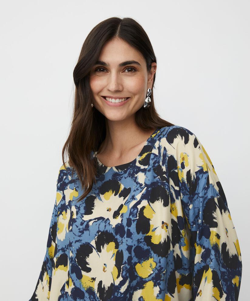 Becca topp, Proven Blue