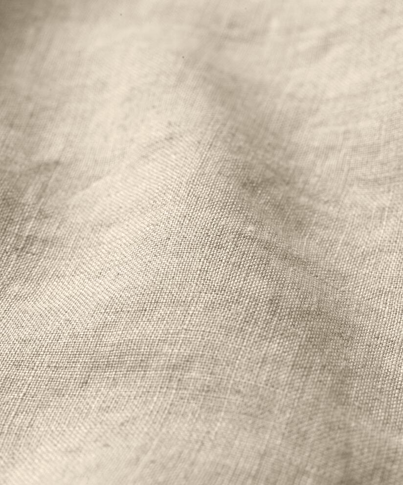 Nokolo Kjole, Natural