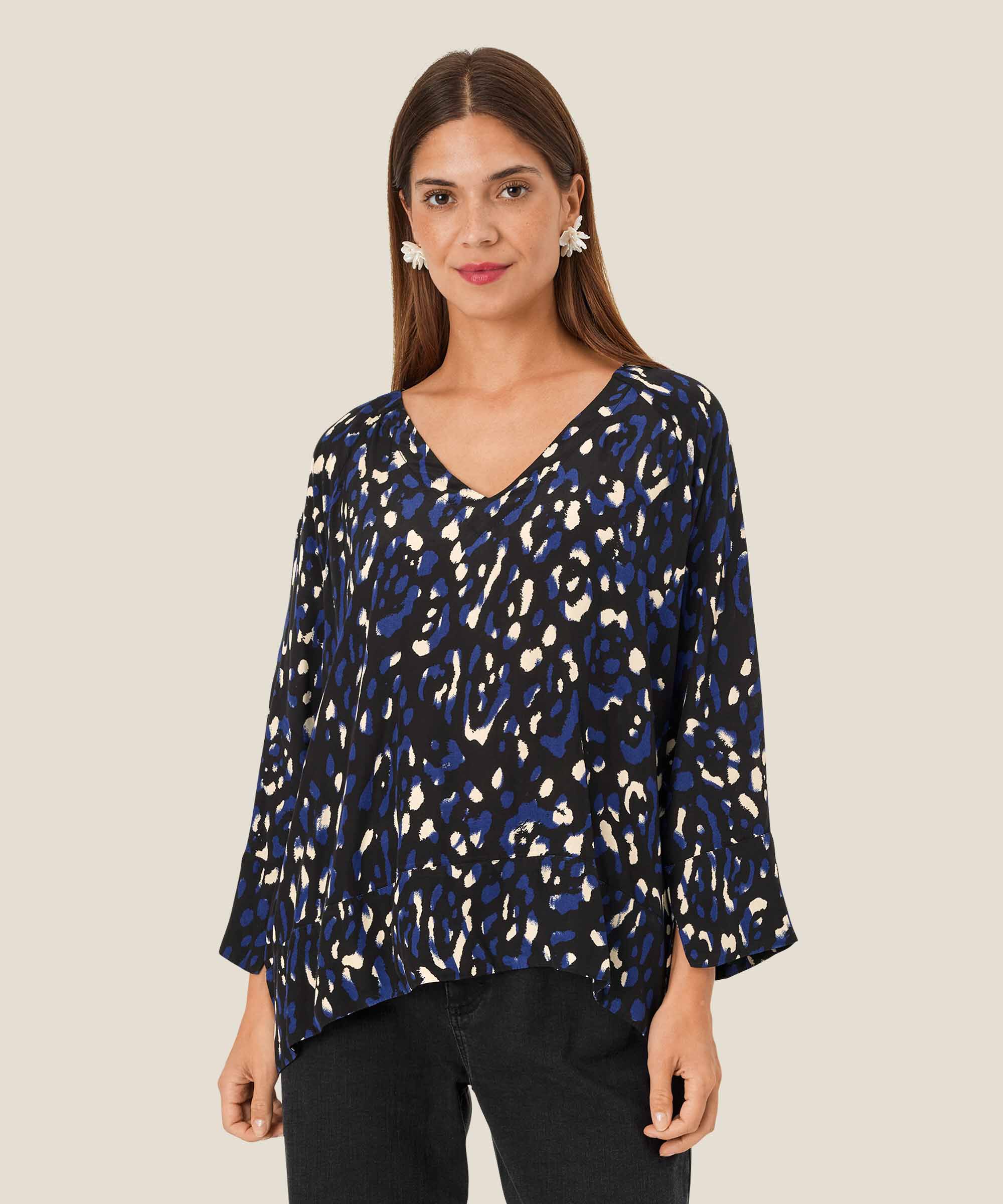 Benika Topp, Medieval blue
