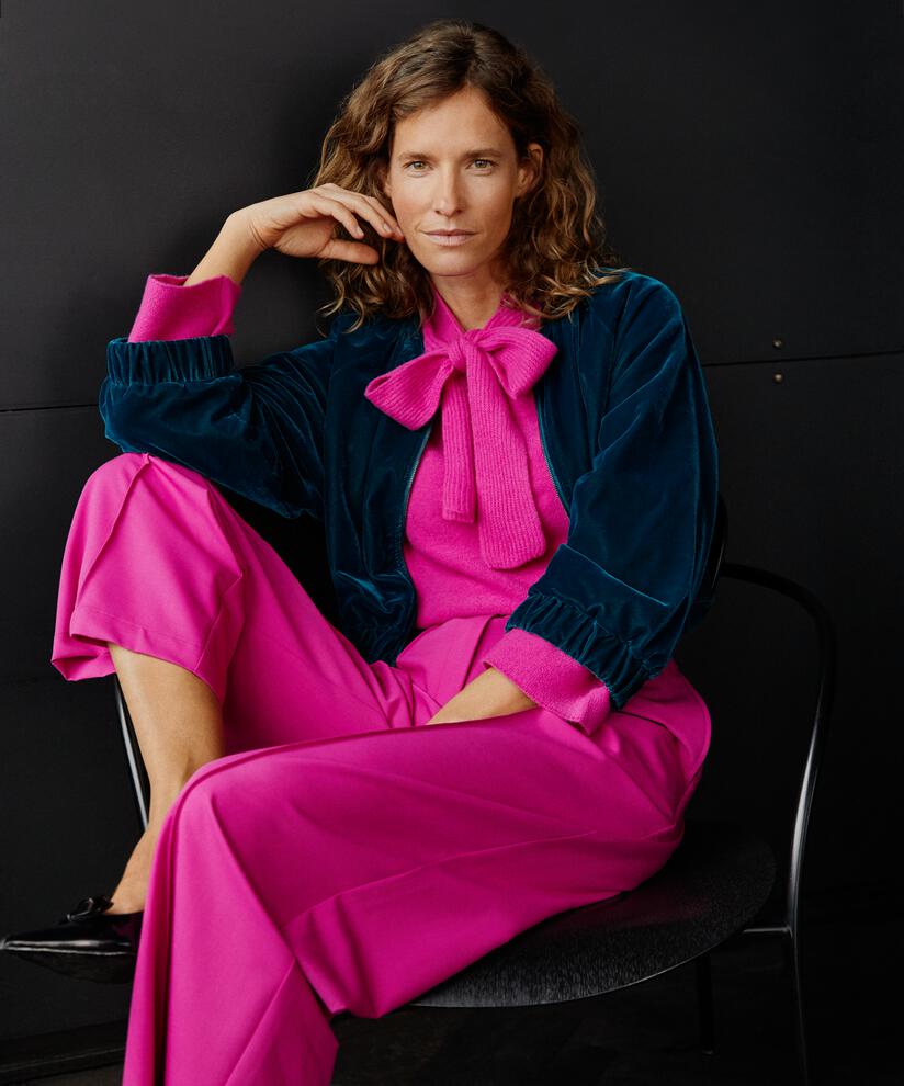 Jabine Jakke, Reflect Pond