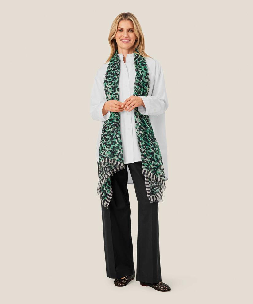Abenna Skjerf, Winter Green