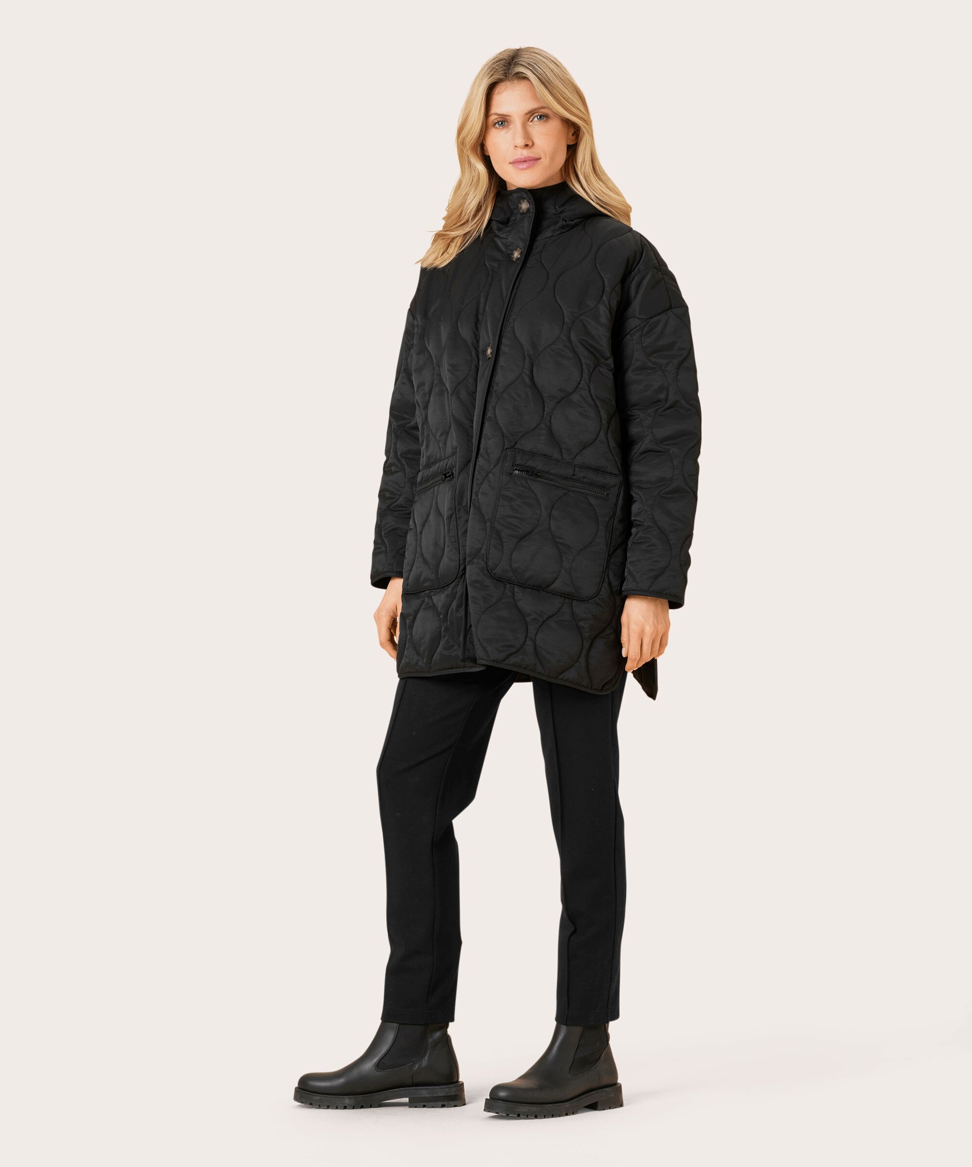 Tehila Kåpe, Black
