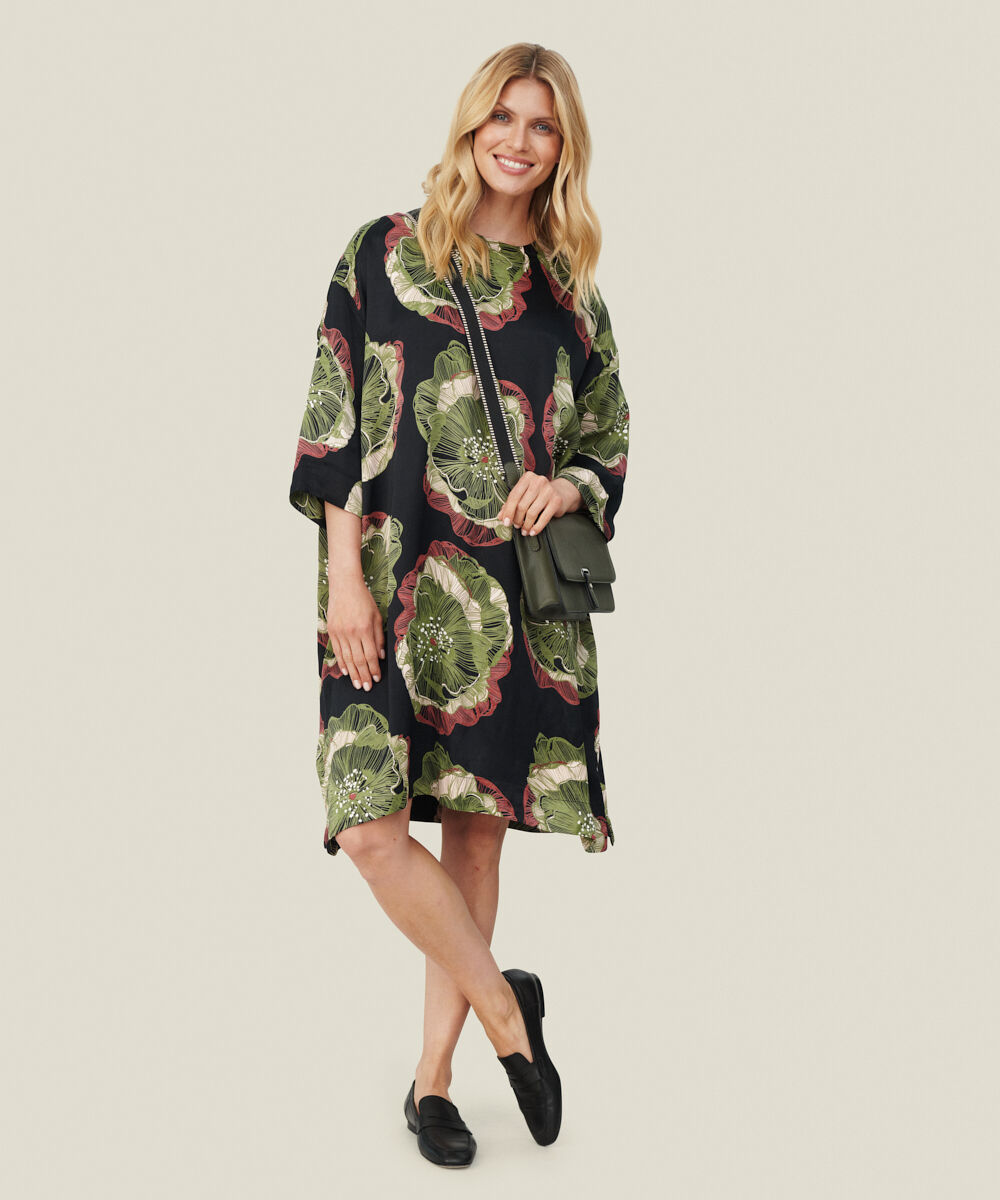 REGGIE VESKE, Capulet olive