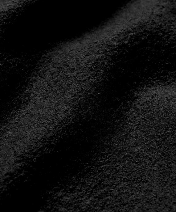 Tamsin Ullkåpe, Black