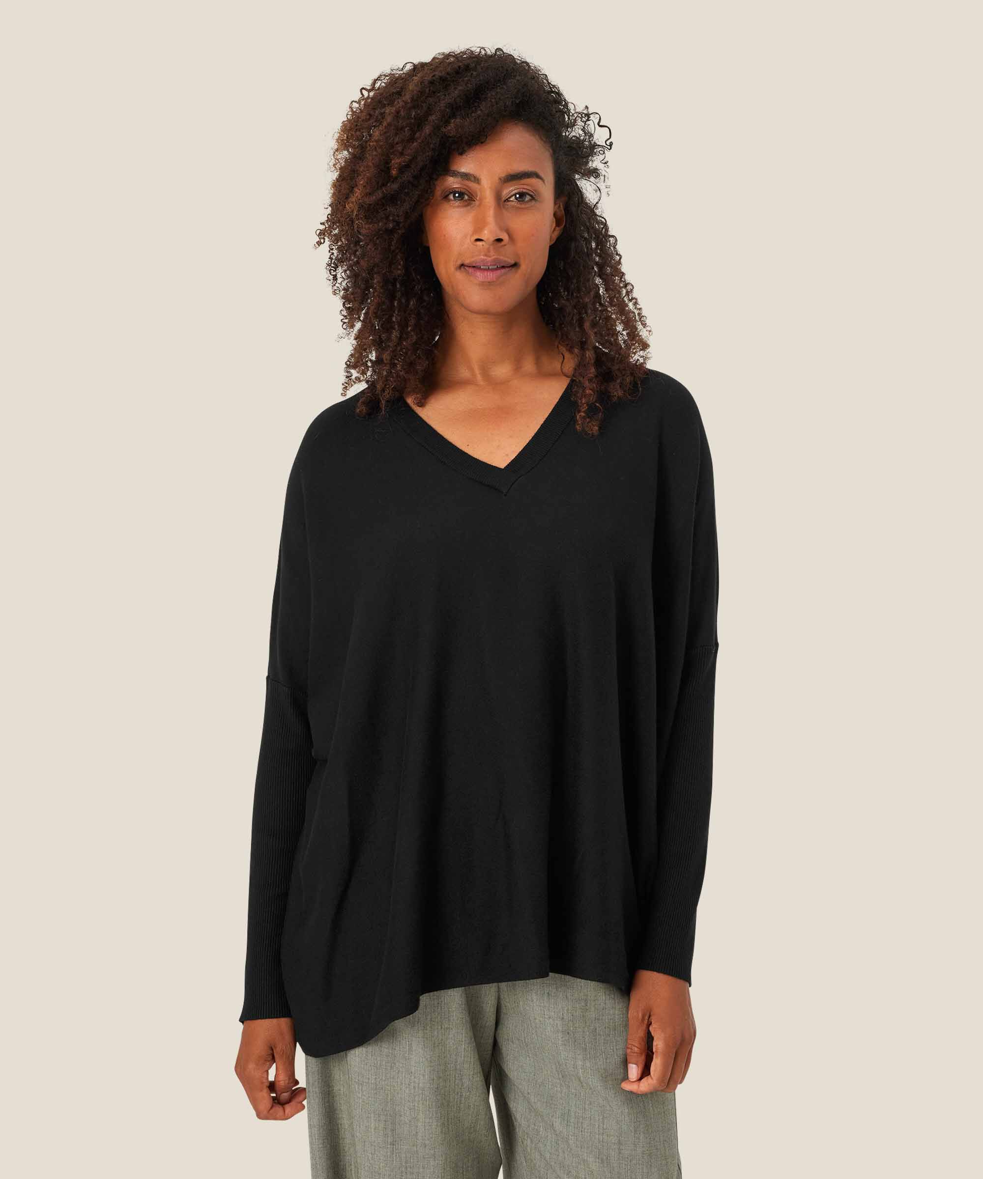 Fronia Strikkegenser, Black