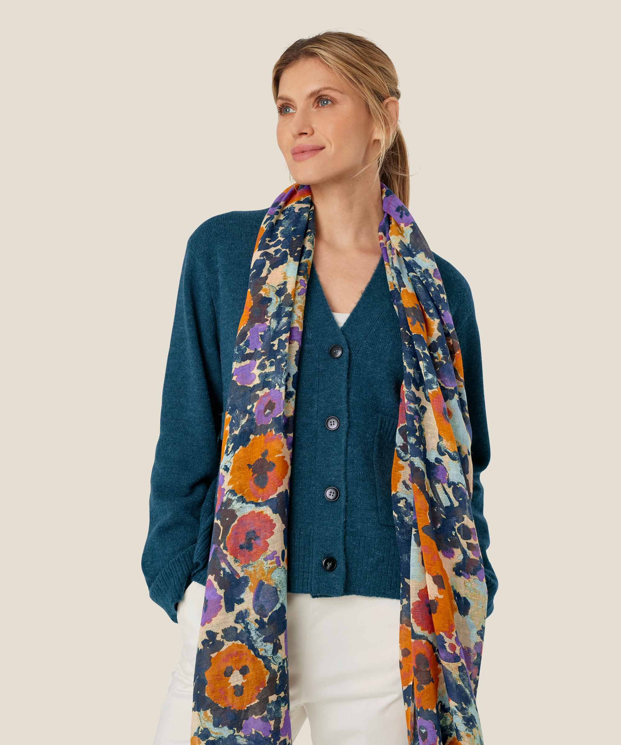 Aidalo Skjerf, Meadow Violet