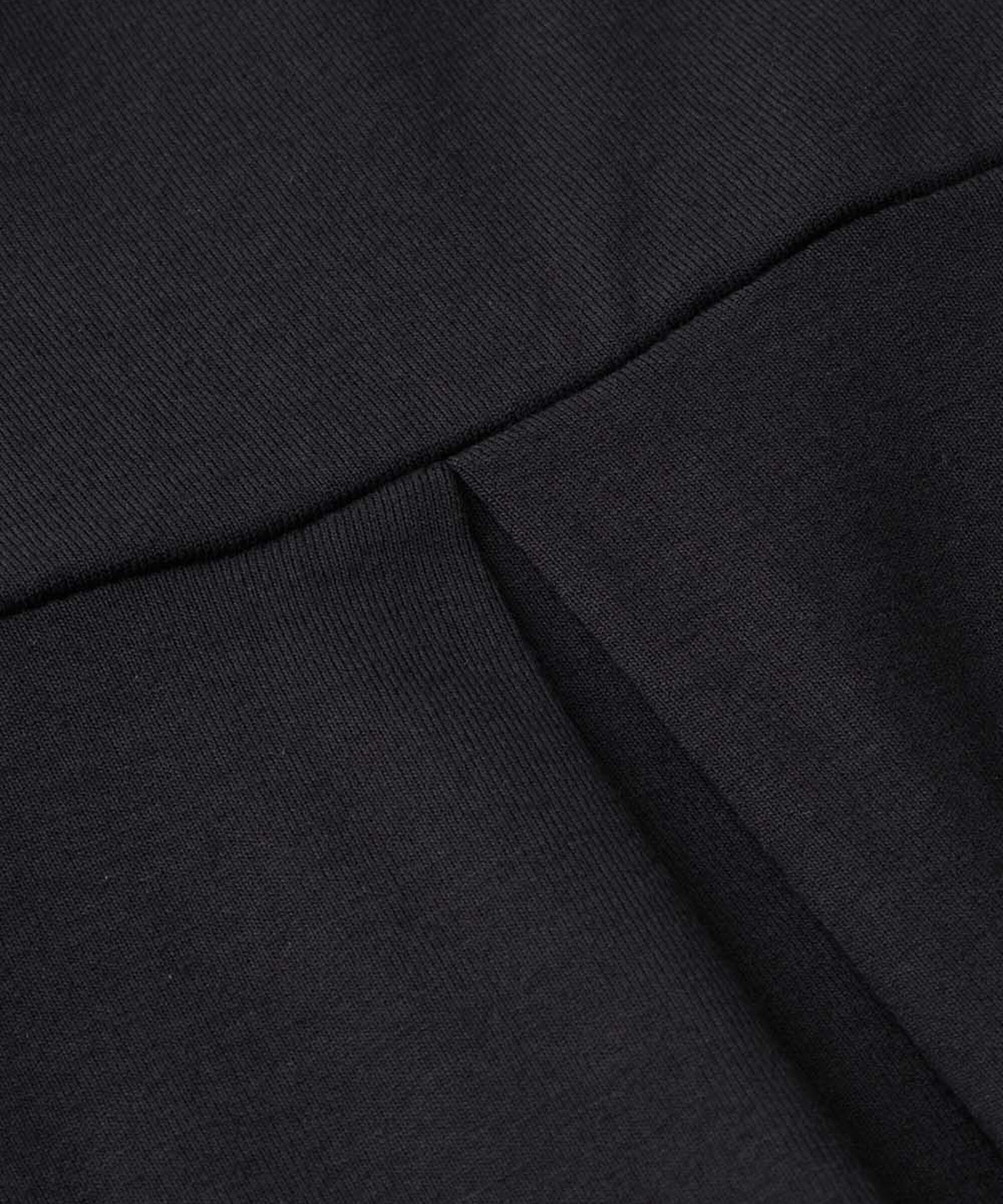 Odelia Kjole, Black