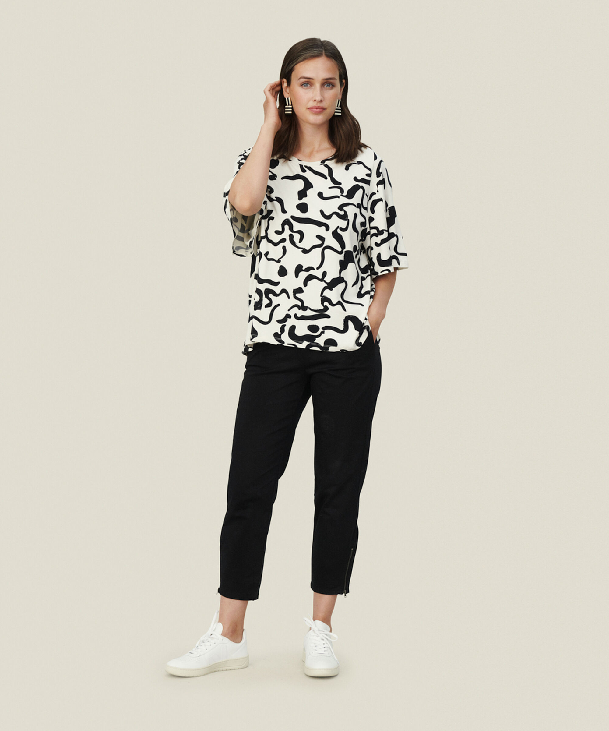 BESSANA JERSEY TOPP, Black