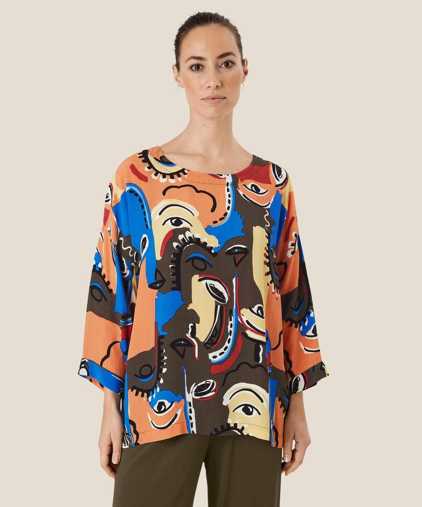 Becca Topp, Crocodile