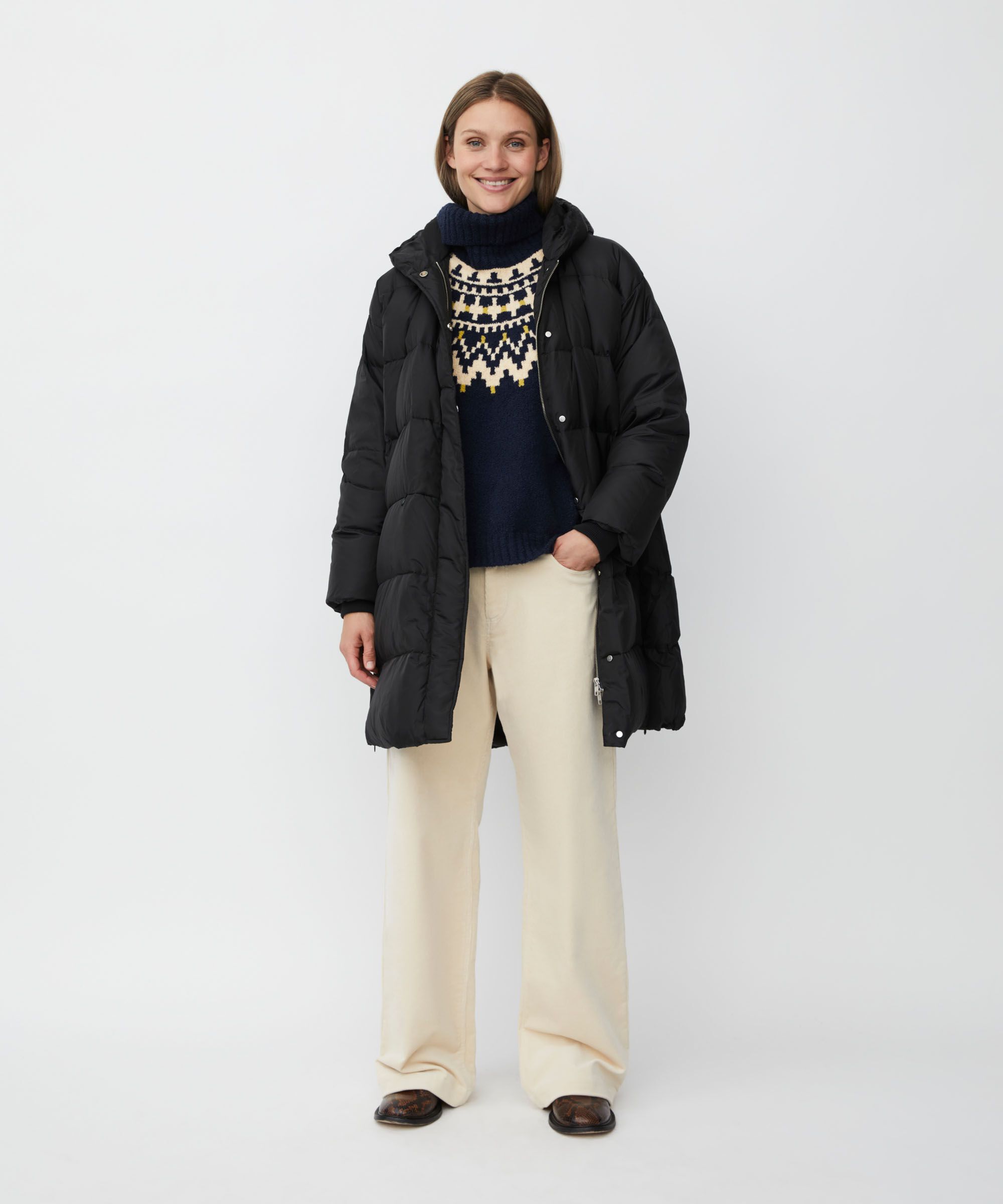 Thilde Dunkåpe, Black