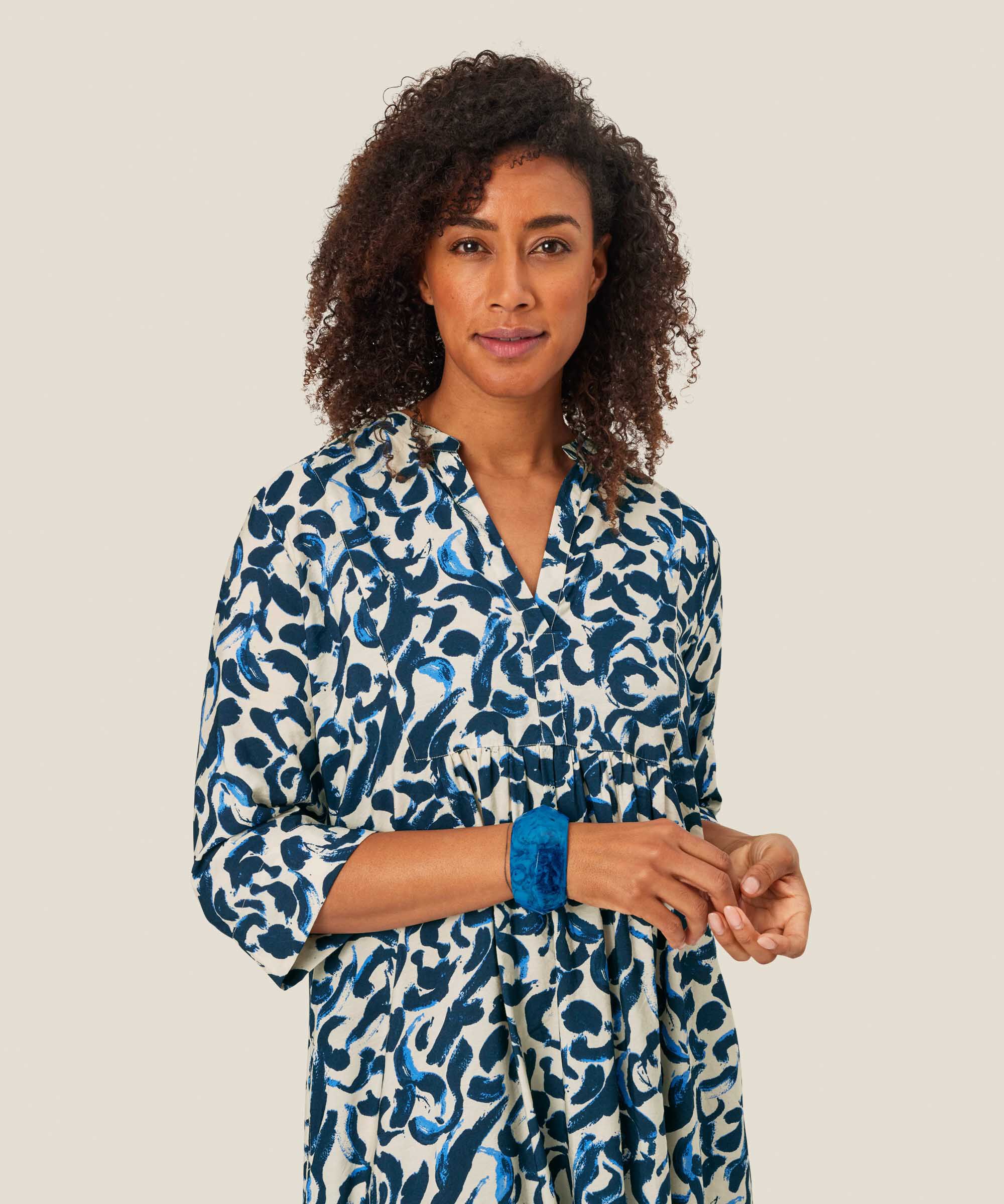 Ramis Armbånd, Ultramarine