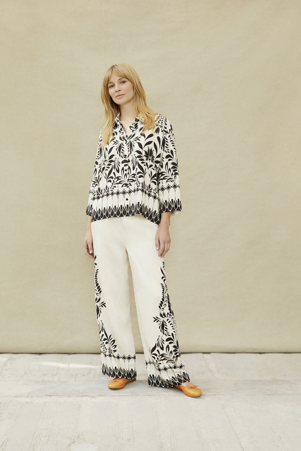 Isolde Skjorte - Black, Pelyssa Bukser - Black