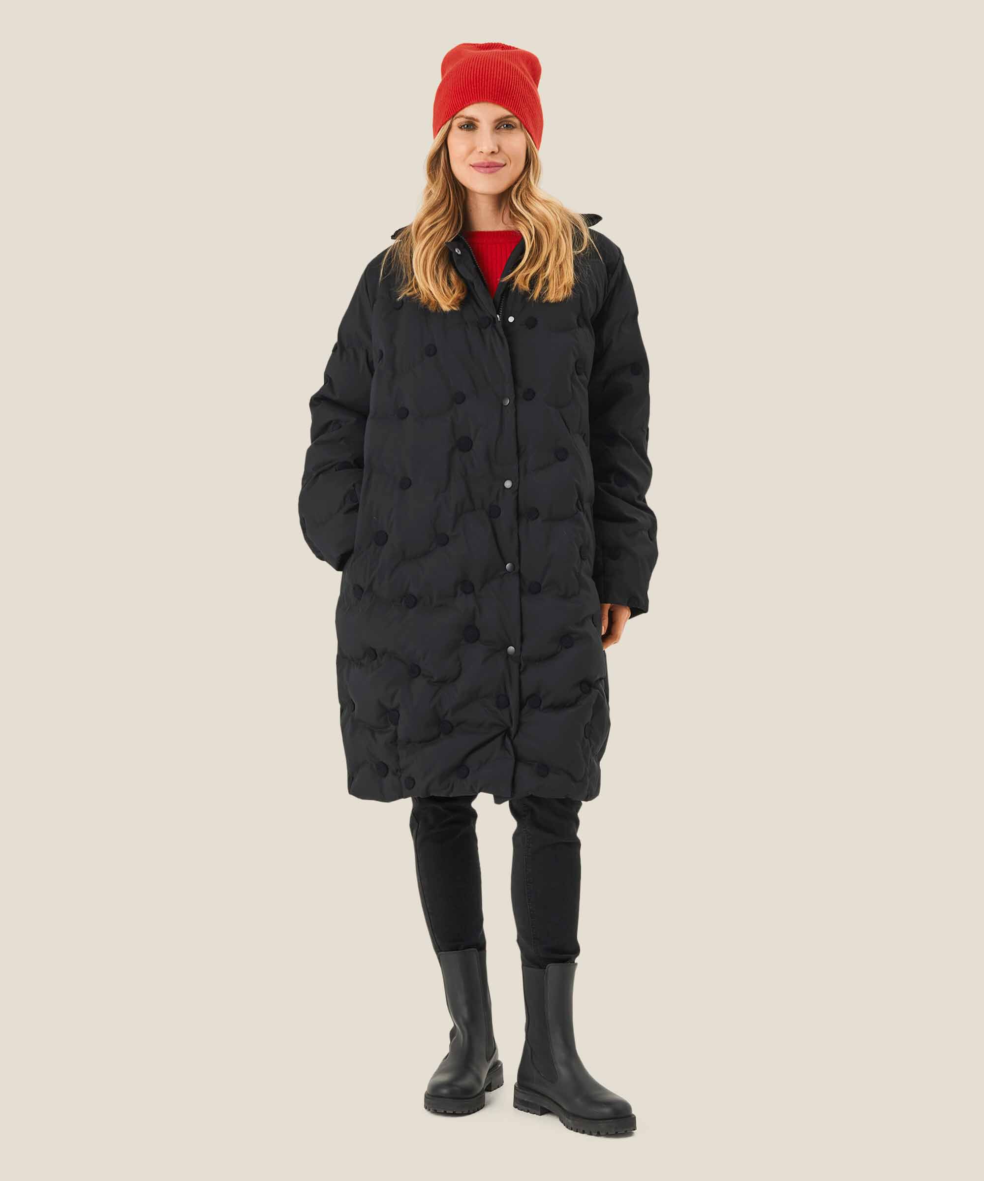 Tahila Dunkåpe, Black
