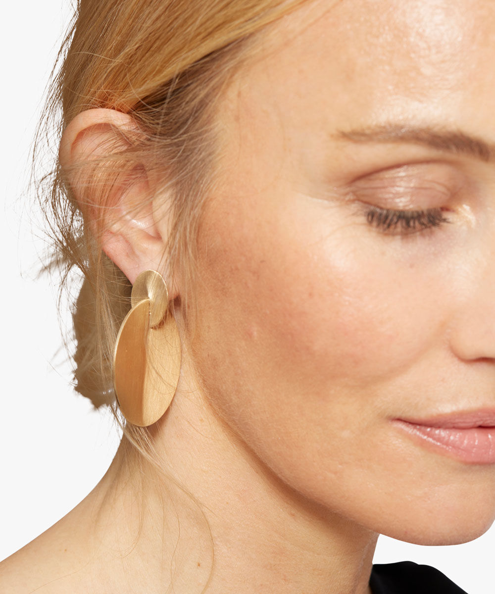 ROMINA &Oslash;REDOBBER, Gold