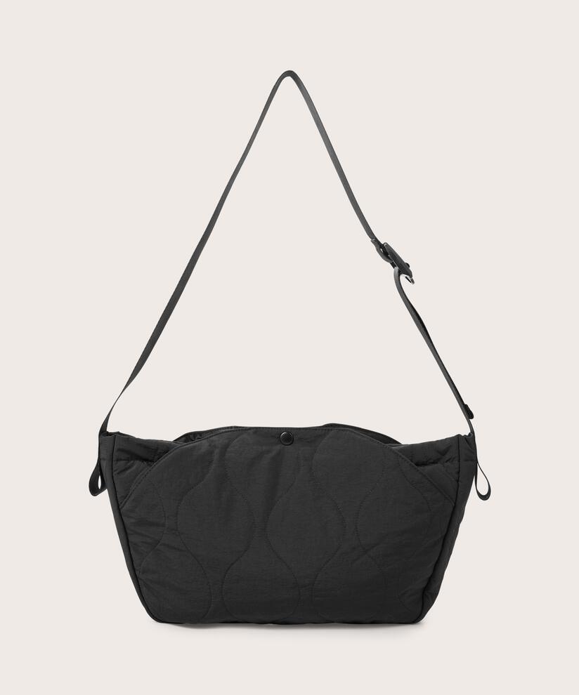 Rumelo Veske , Black