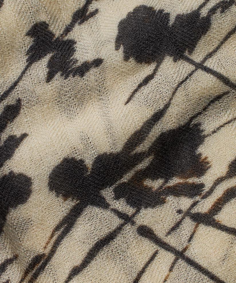 Azumari ullskjerf, Black