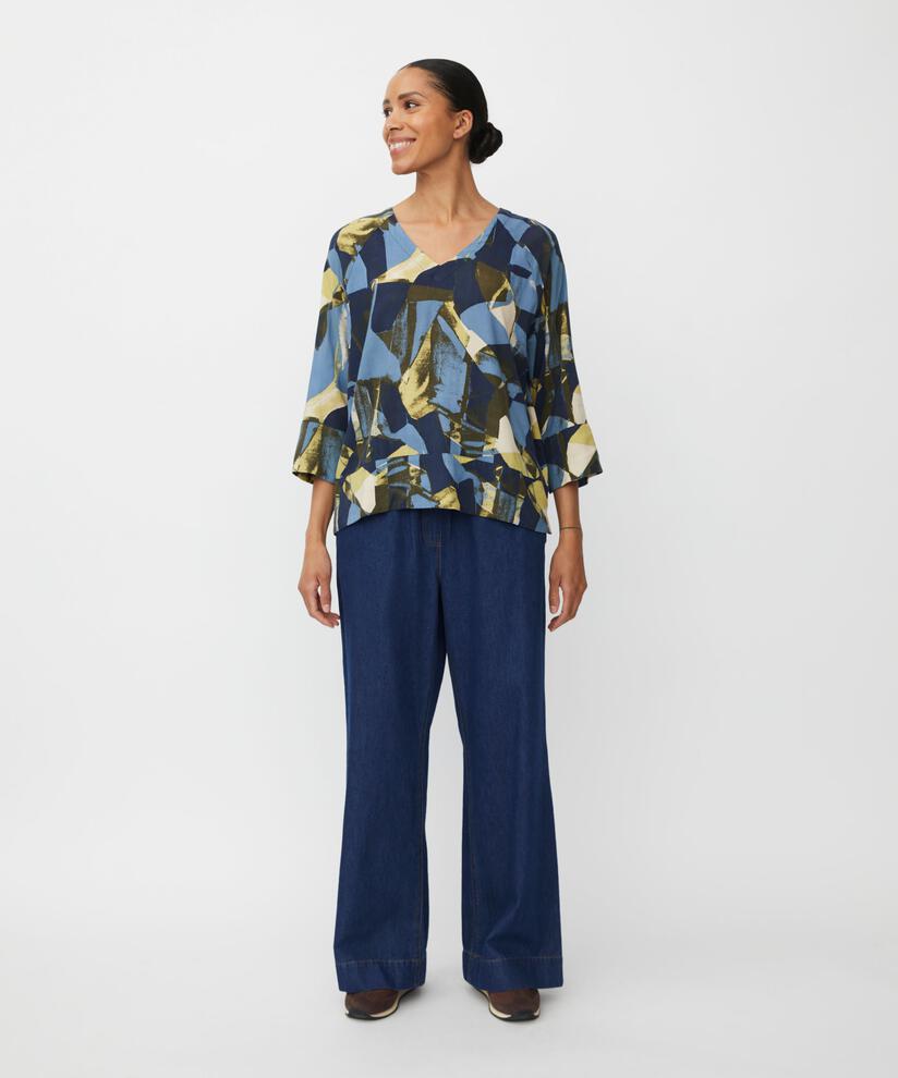 Benika topp, Proven Blue