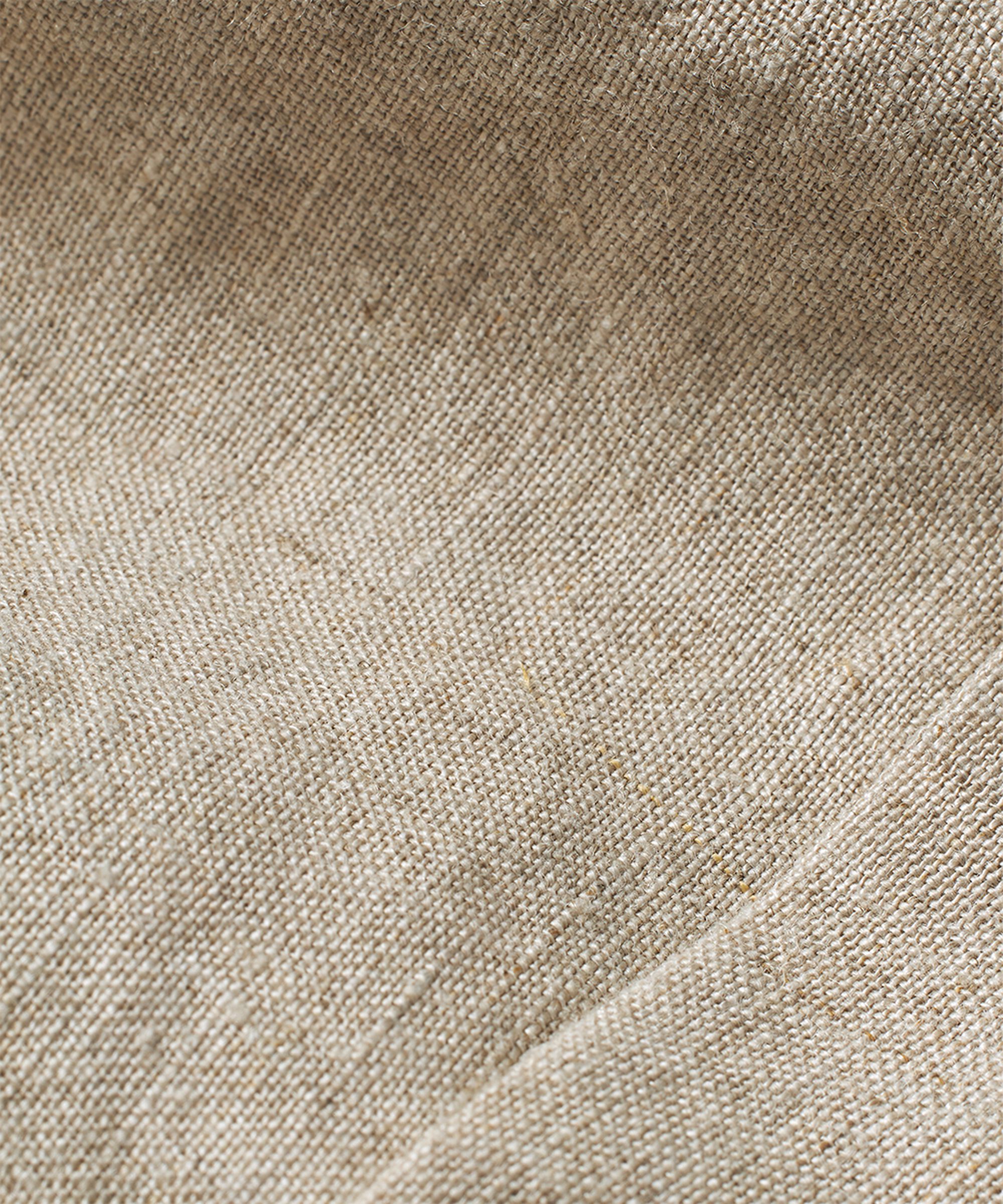 Dolorea Topp, Natural