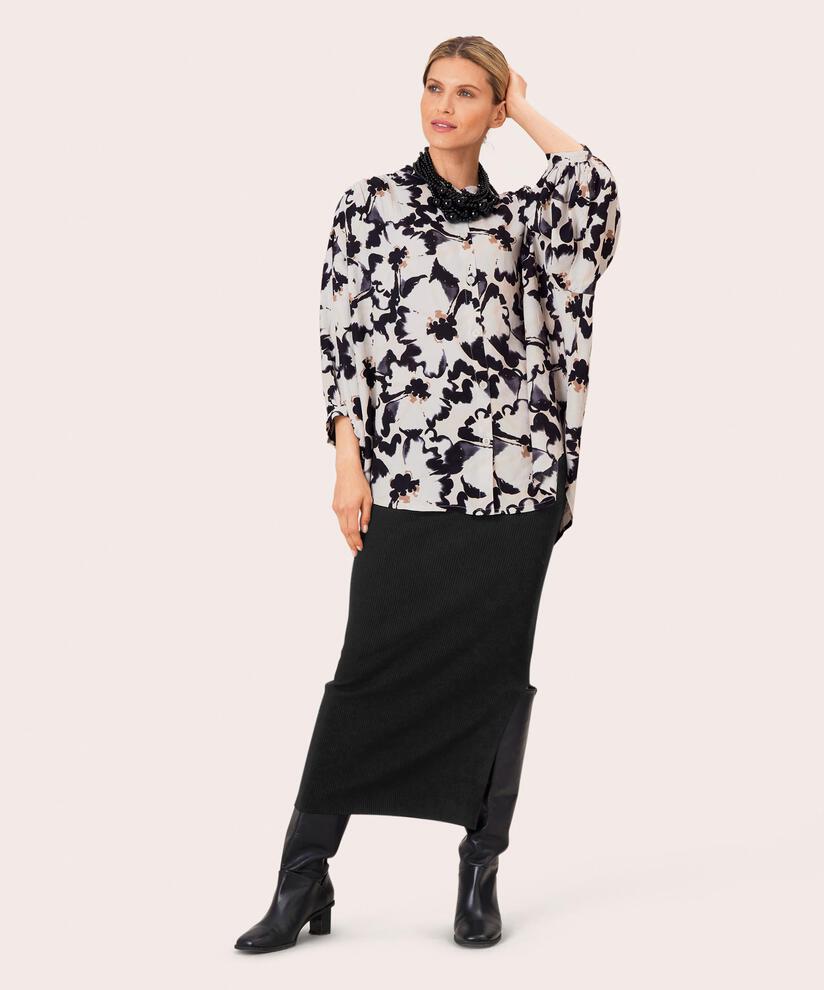 Ilisa Skjorte, Volcanic