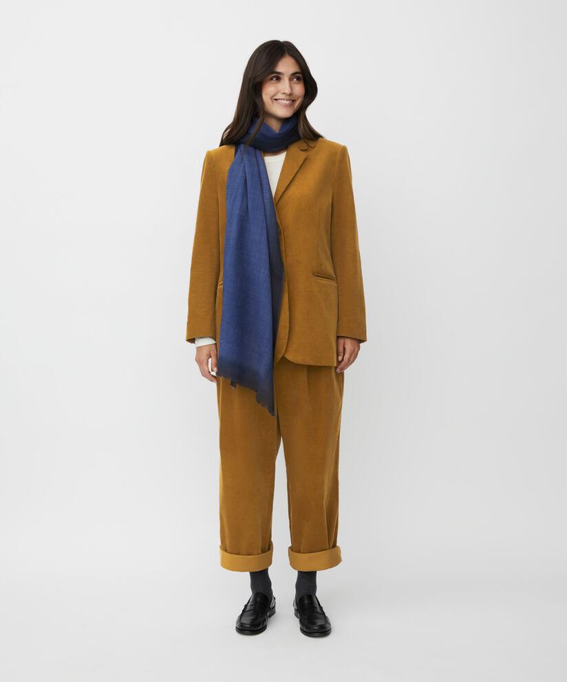 Amarani ullskjerf, Bijou Blue