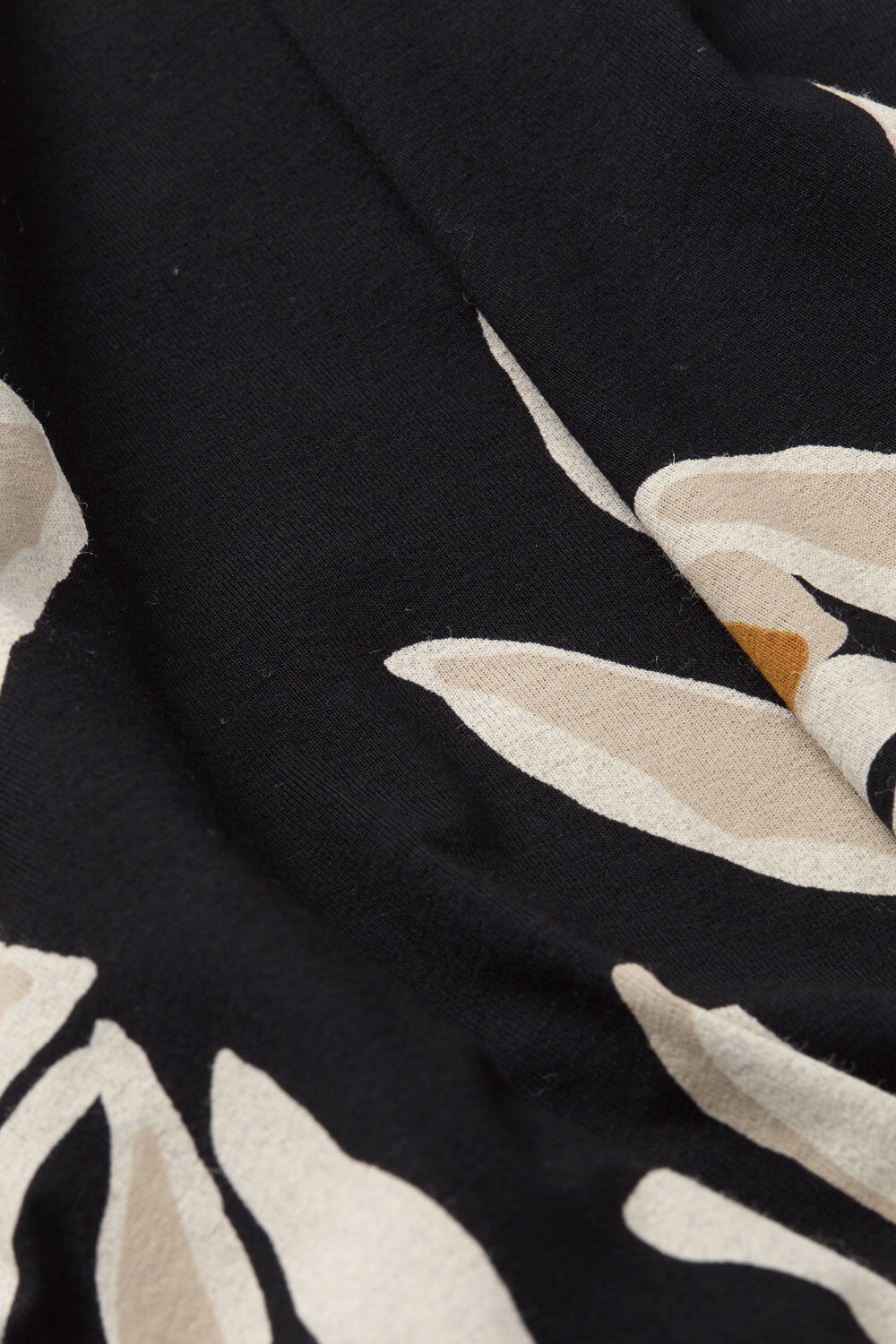 NEBALA KJOLE, Inca Gold