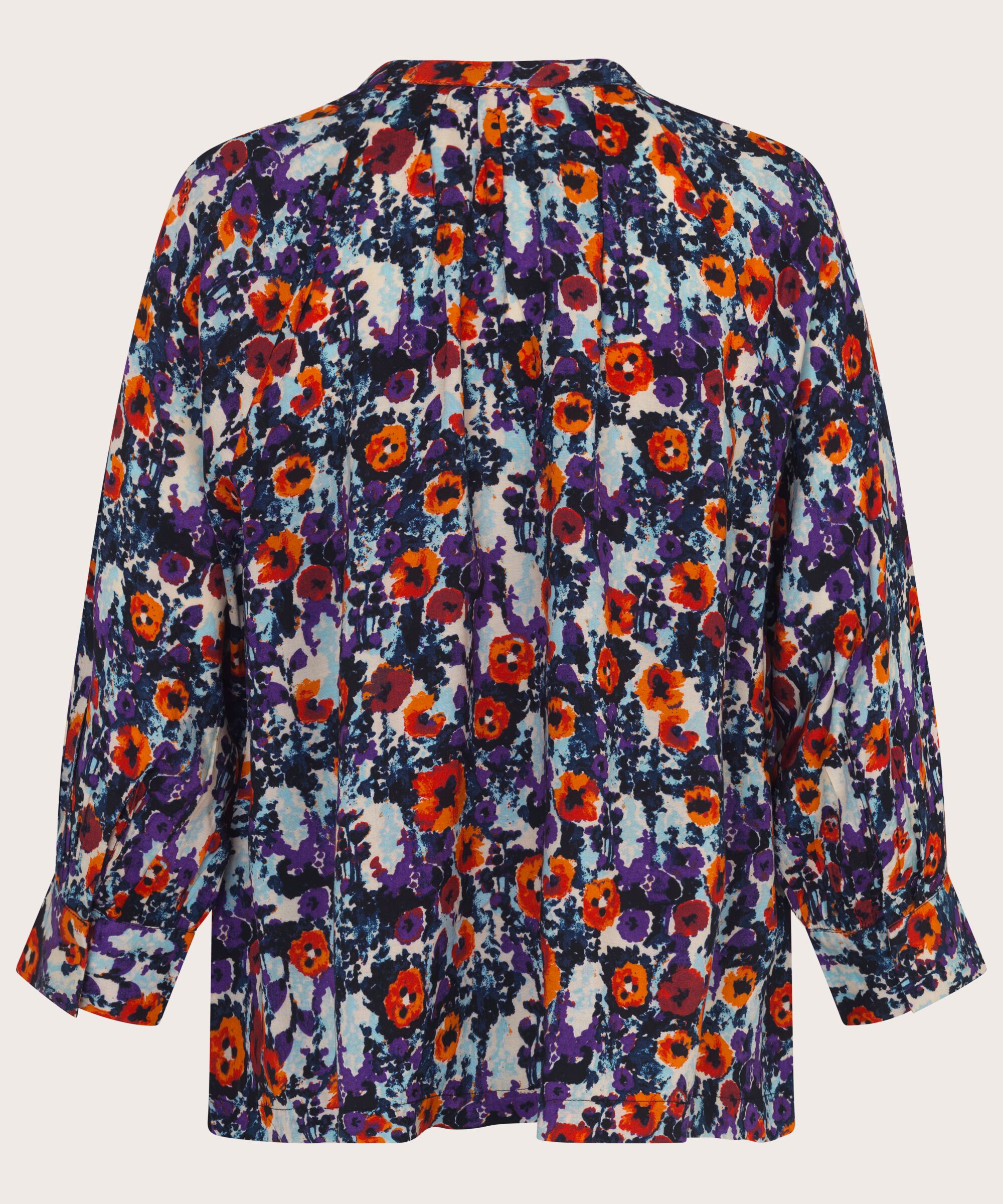 Delhia Topp, Meadow Violet