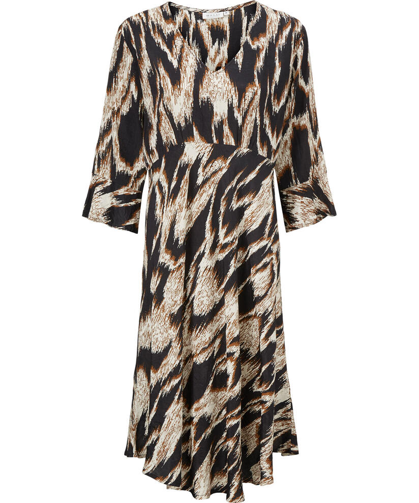 NITA KJOLE, Monk's Robe