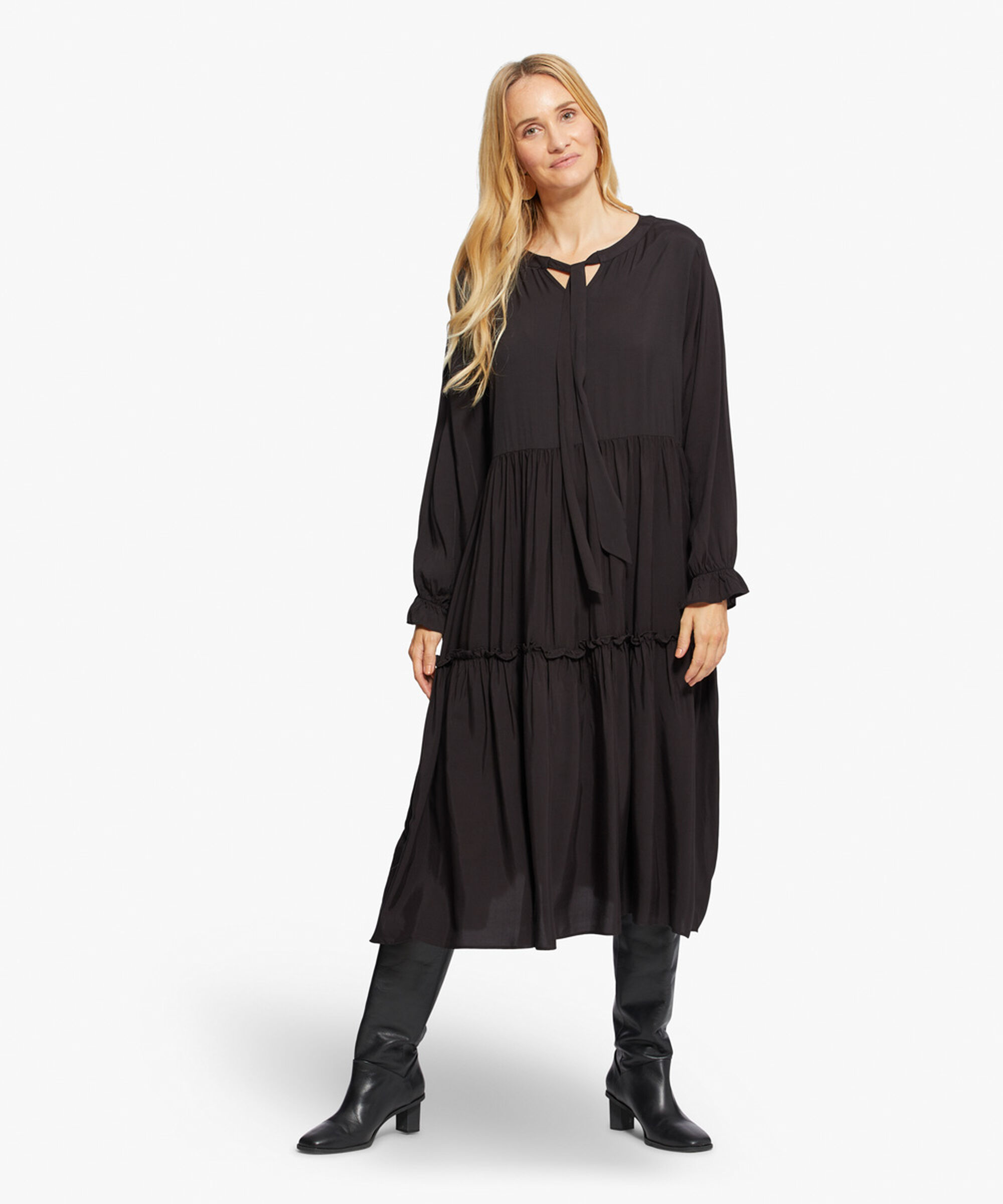 NUKINI KJOLE, Black