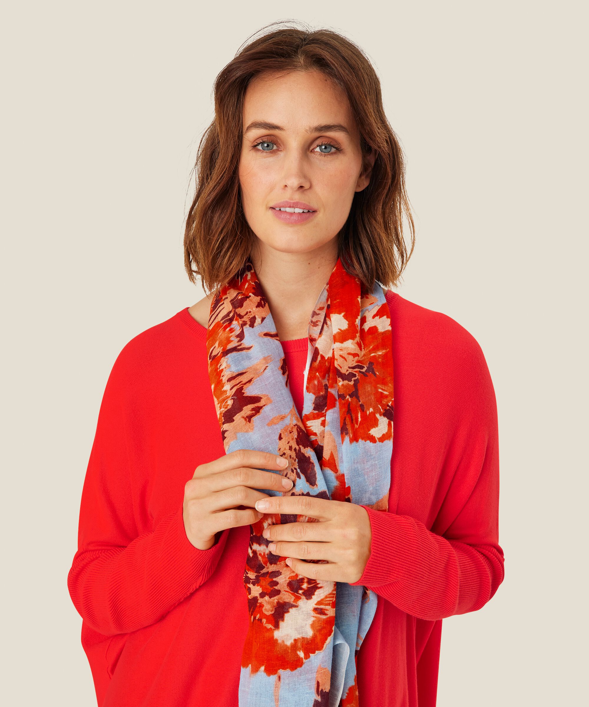 Avelin Skjerf, Orange com