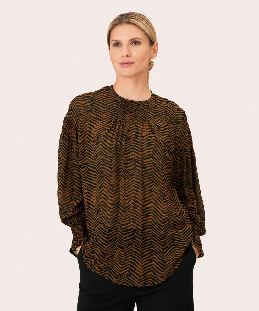Bine Topp, Monk's Robe