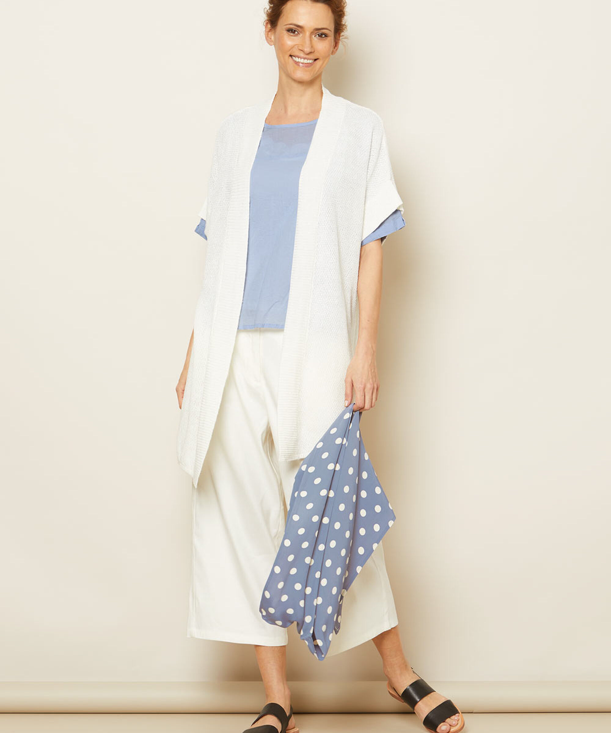 DALY TOPP, Brunnera Blue