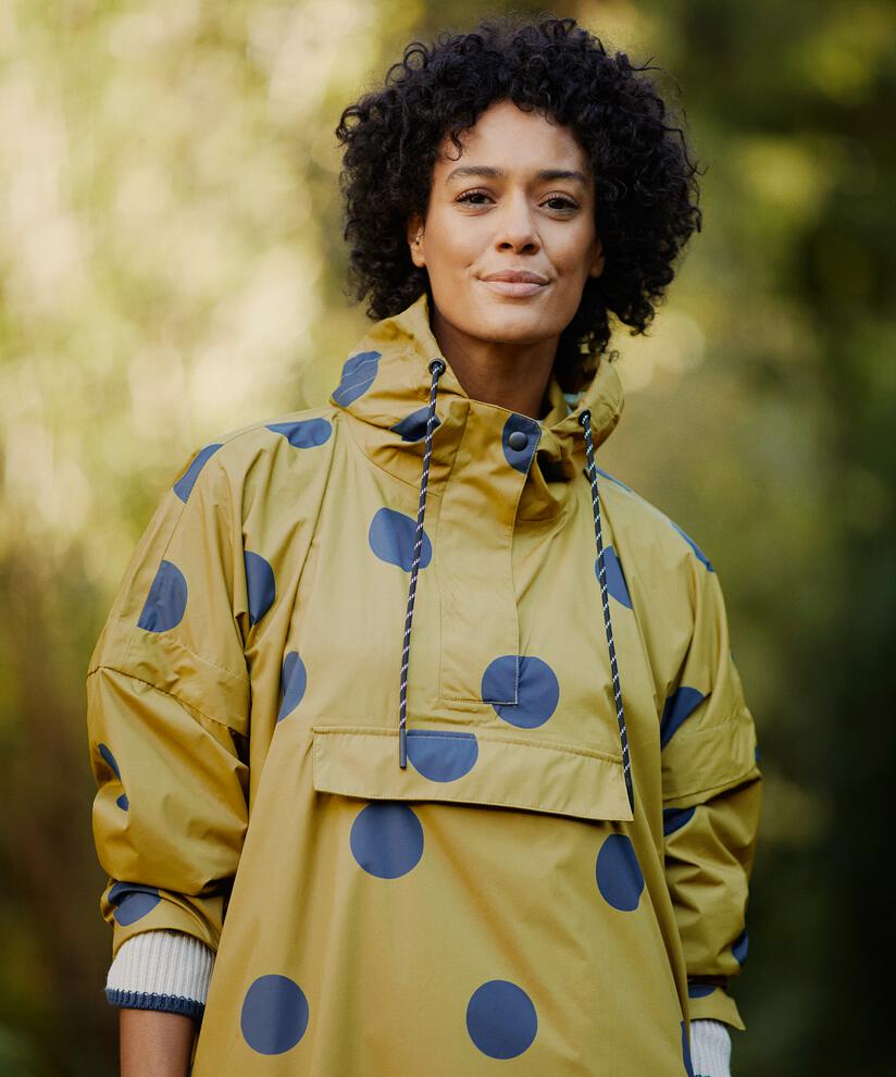 Tatella Regnponcho, Burnish Gold