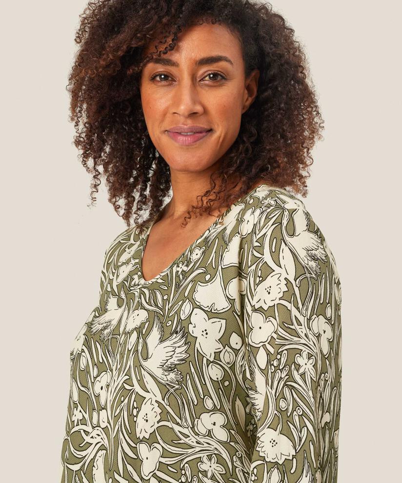 Kata Topp, D. Lichen Green