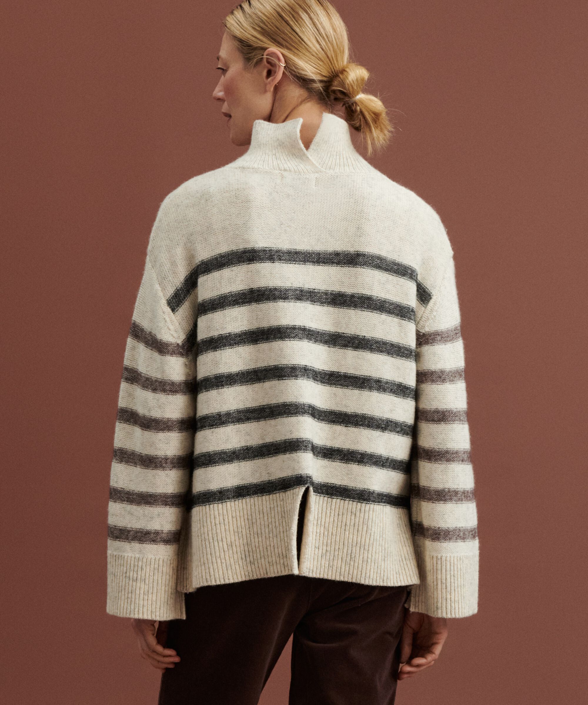 Fultura Strikkegenser, Whc/blk/coffe