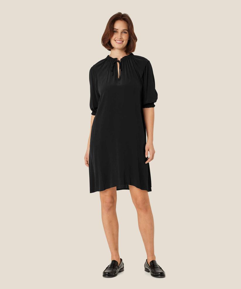 Niland Kjole, Black
