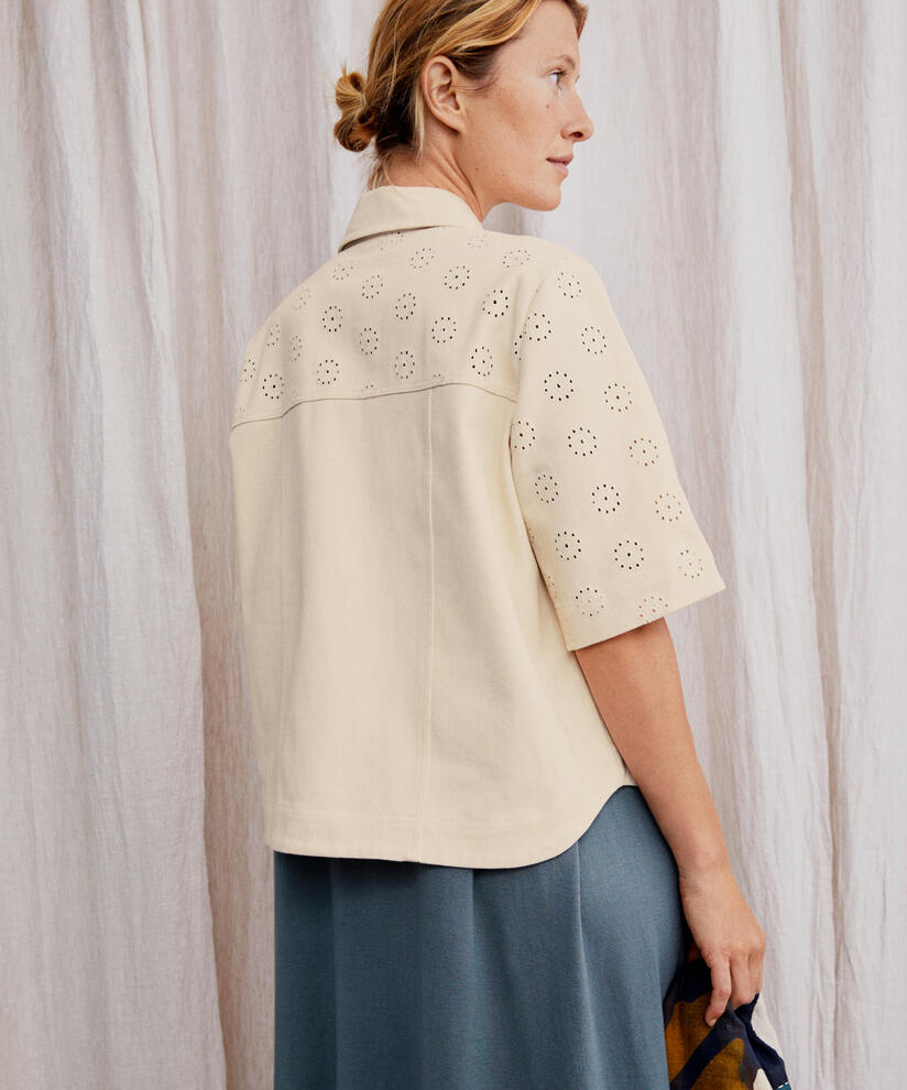 Jamile Jakke, Whitecap